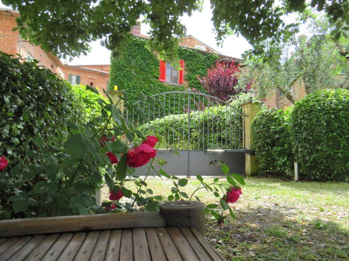 La Superba Ca' Zeneize Bed and Breakfast Foiano Della Chiana Exterior foto